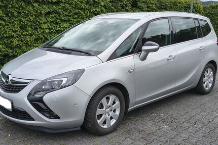 Opel Zafira Tourer 135.000 km 8.400 &euro; Viersen 41748