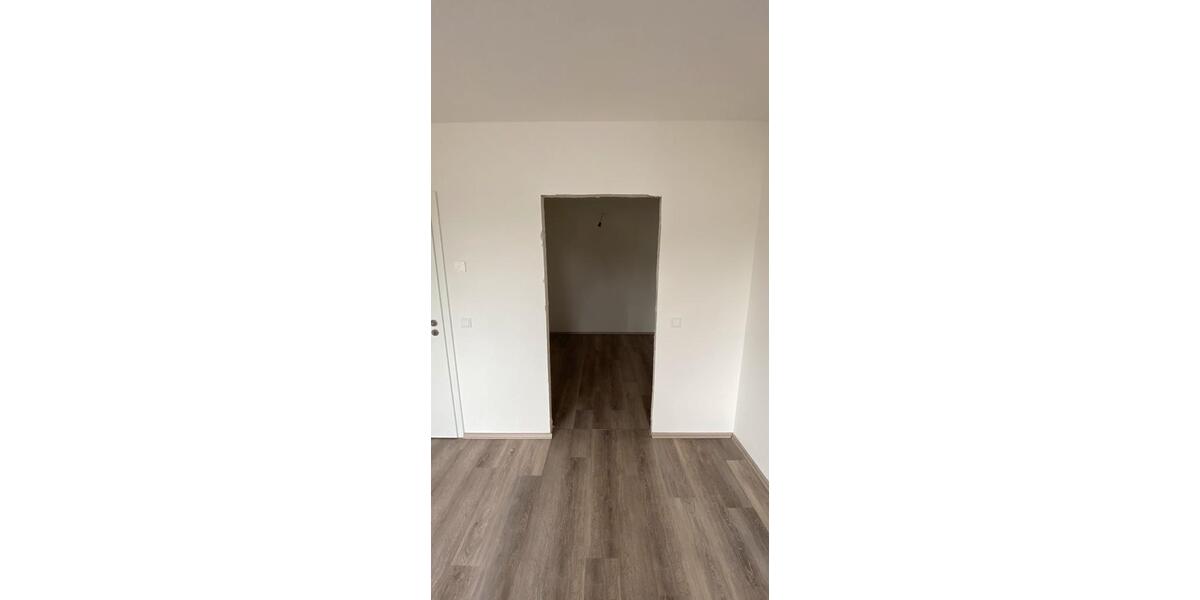 Reihenhaus Grevenbroich - 4 Zimmer, 133 m&sup2;, 1.980&euro; | Angebot:25975947