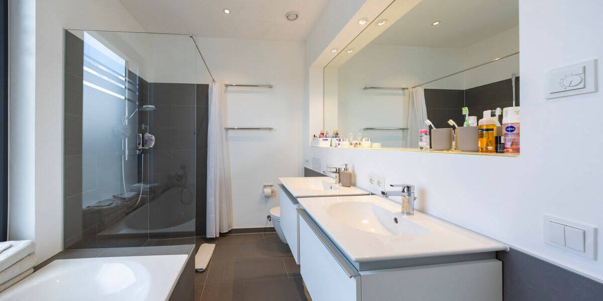 Einfamilienhaus Viersen Süchteln - 8 Zimmer, 271 m&sup2;, 1.090.000&euro; | Angebot:26608030