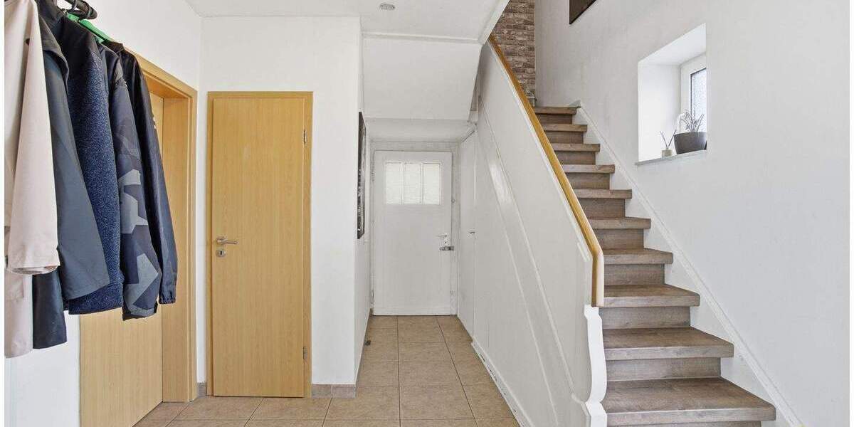 Mehrfamilienhaus, Wohnhaus Heinsberg Karken - 3 Zimmer, 107 m&sup2;, 220.000&euro; | Angebot:25999721