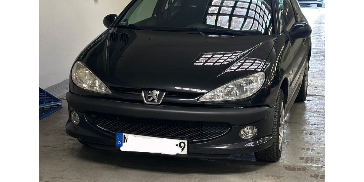 Peugeot 206 168.000 km 1.600 &euro; Düsseldorf 40477