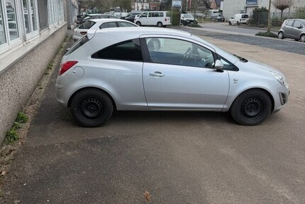 Opel Corsa D 155.238 km 4.499 &euro; Willich 47877