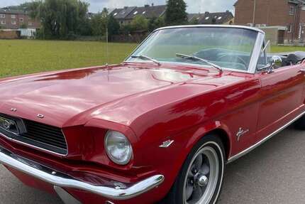 Ford Mustang 5.000 km 49.850 &euro; Mönchengladbach 41238