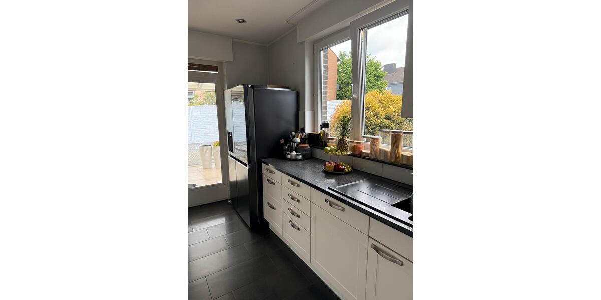 Bungalow Hückelhoven - 6 Zimmer, 195 m&sup2;, 1.999&euro; | Angebot:26520999