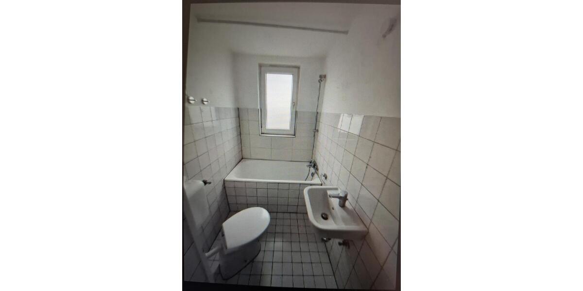 Etagenwohnung Mönchengladbach Süd - 3 Zimmer, 65 m&sup2;, 531&euro; | Angebot:25715712