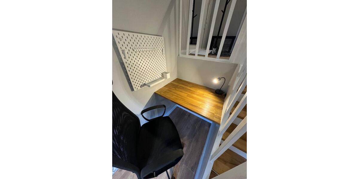 Dachgeschoßwohnung Neuss - 2 Zimmer, 45 m&sup2;, 900&euro; | Angebot:26480009