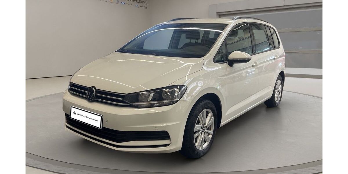 VW Touran 26.349 km 26.989 &euro; Krefeld 47805