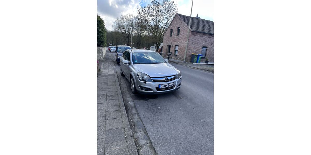 Opel Astra 223.000 km 1.800 &euro; Brüggen 41379