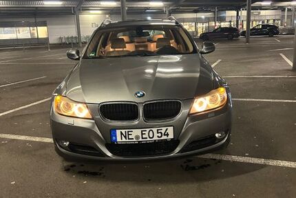 BMW 320 163.000 km 5.700 &euro; Neuss 41470