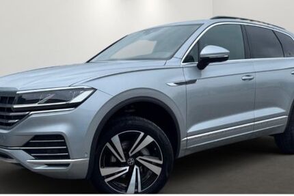 VW Touareg 26.751 km 52.480 &euro; Grevenbroich 41515