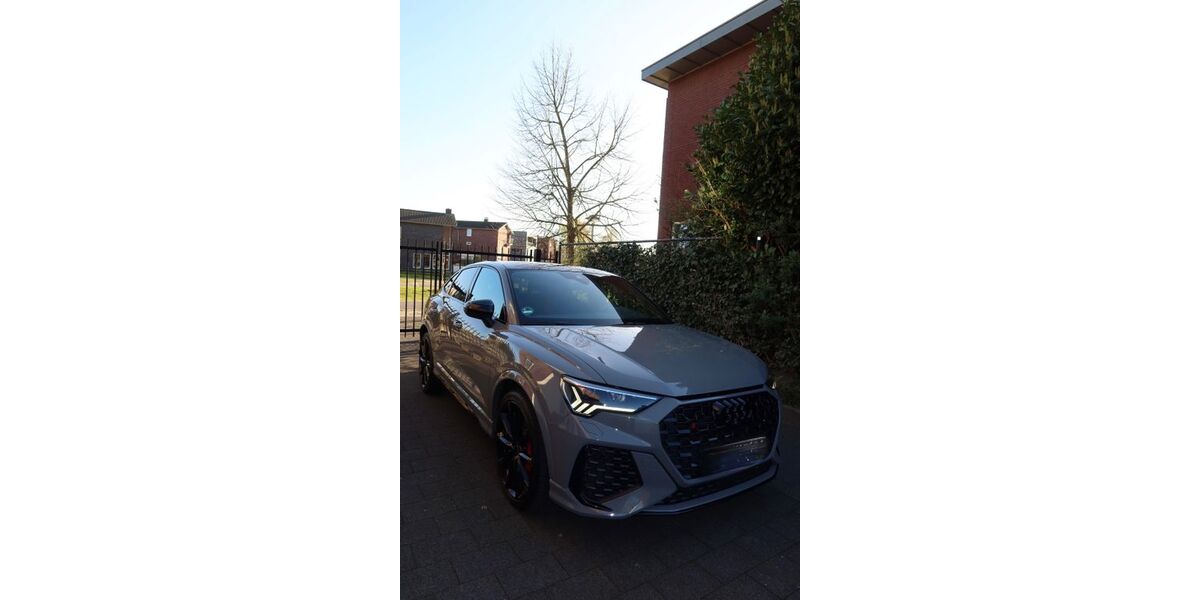 Audi RSQ3 60.500 km 58.999 &euro; Straelen 47638