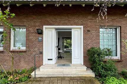 Haus Kamp-Lintfort Lintfort - 5 Zimmer, 264 m&sup2;, 649.000&euro; | Angebot:26858245