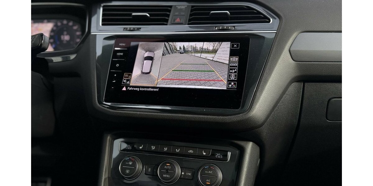 VW Tiguan Allspace R-LIne / 4Motion / Pano / Memory 99.000 km 33.490 &euro; Mönchengladbach 41066