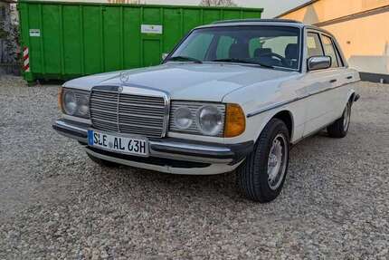 Mercedes-Benz 200 136.000 km 12.500 &euro; Titz 52445