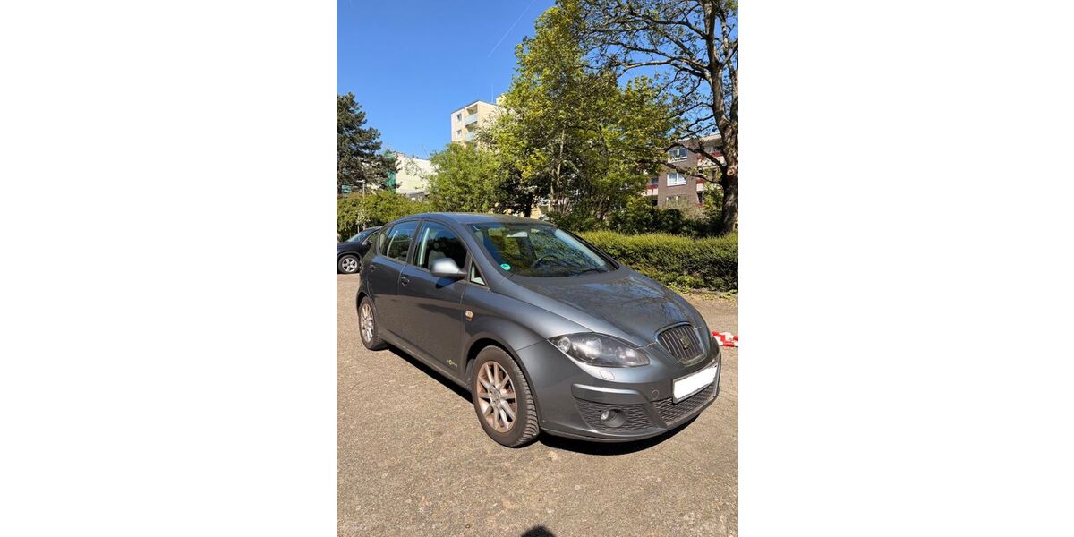 Seat Altea 132.000 km 4.000 &euro; düsseldorf 40470