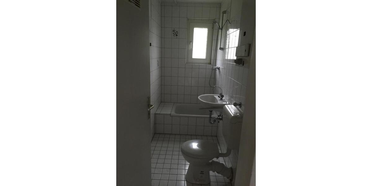 Etagenwohnung Mönchengladbach Süd - 4 Zimmer, 87 m&sup2;, 859&euro; | Angebot:25342922