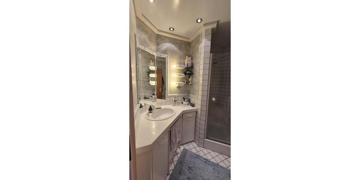 Etagenwohnung Nettetal - 2 Zimmer, 63 m&sup2;, 450&euro; | Angebot:26538301