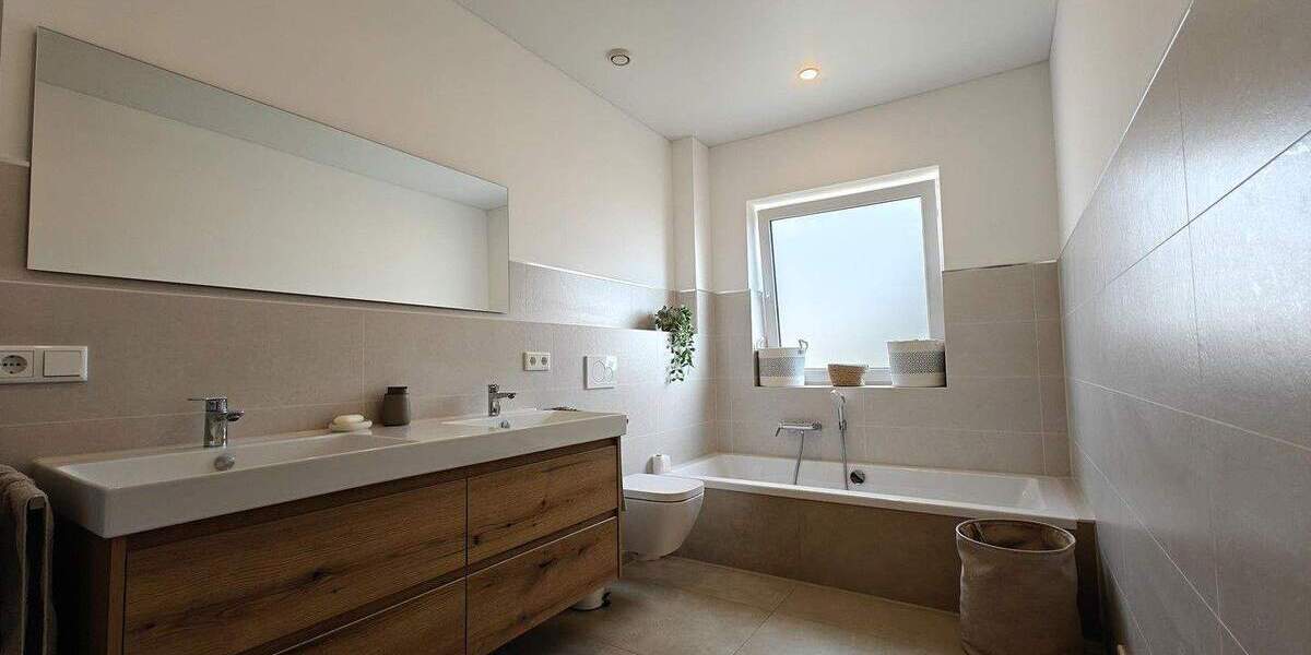 Einfamilienhaus Hückelhoven Kleingladbach - 4 Zimmer, 146 m&sup2;, 585.000&euro; | Angebot:25760394